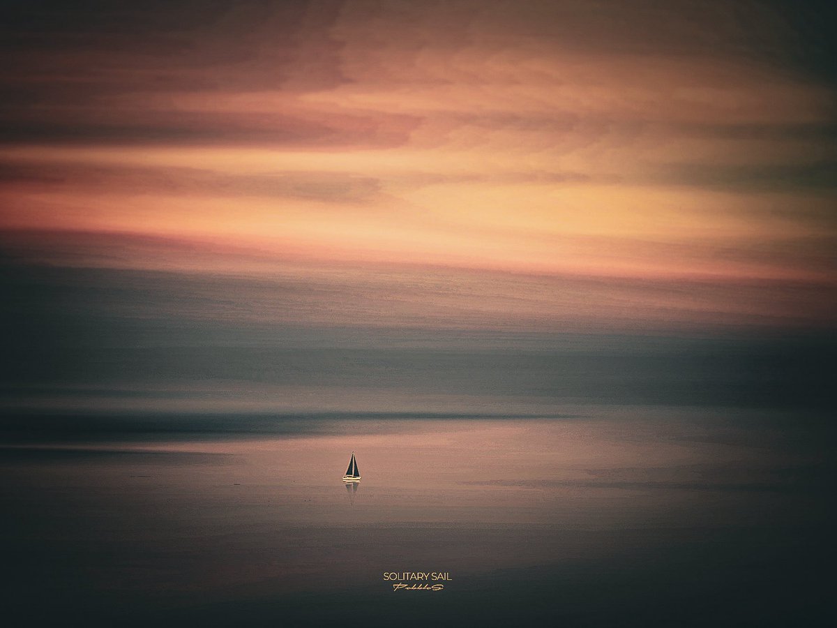 merakime's tweet image. Solitary Sail