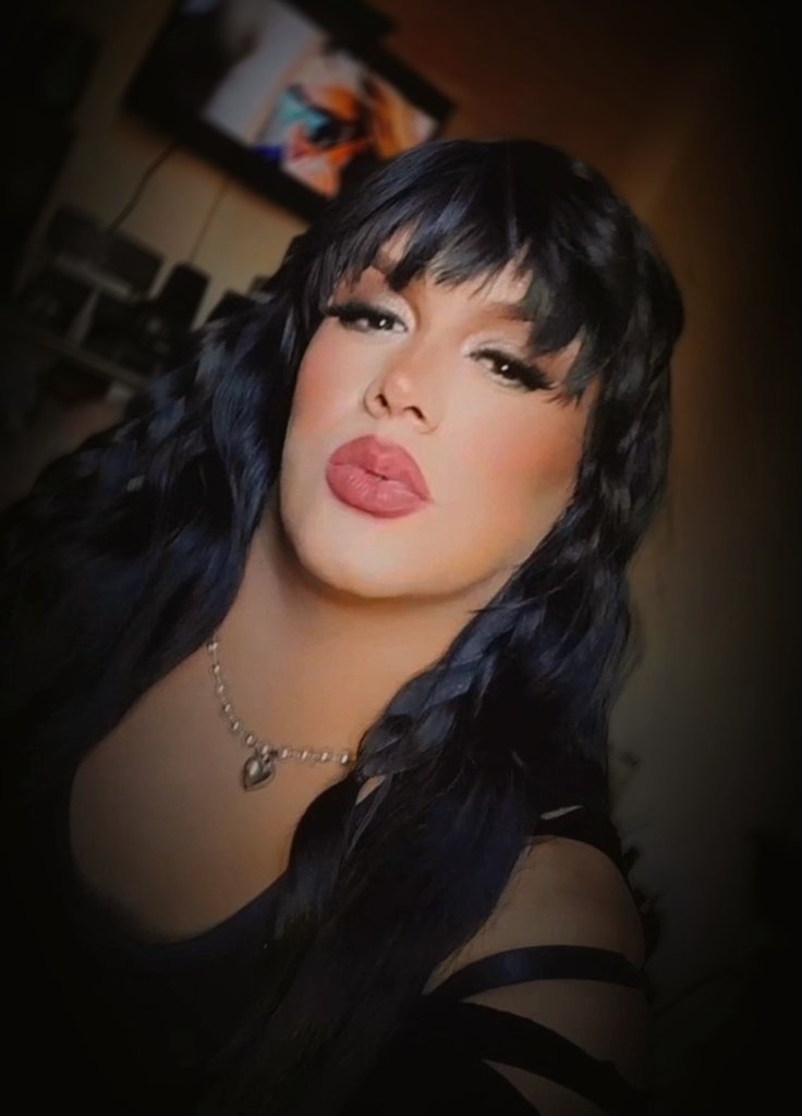 Montada. Molhadinha. E implorando pra ser usada de novo. 😈
Se vc visse oq ele fez cmg ontem…
ia gozar só de ouvir meus gemidos.
💋 O vídeo tá no Privacy.
#Crossdresser #CDSlut #SissyTraining #PrivacyBrasil #TGirls #Feminization
@SissyHotties @TGirlfans_ @TGirlsErotica <a href="/CdsPutas/">DIVULGA CDS,TRANS E PUTAS 💿,💃,👯 🌈</a>