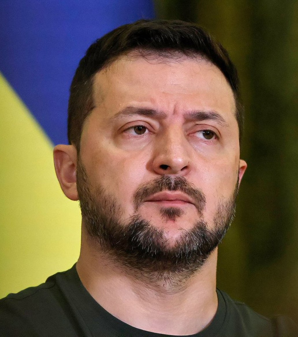 CryptoNewsHntrs's tweet photo. ๐จ BREAKING: President Trump announces the US will send more weapons to Ukraine. ๐บ๐ธ๐บ๐ฆ
The US continues to ramp up support as the conflict escalates.
#Ukraine #US #Trump #WorldNews #CryptoMarket #WeaponsSupport #GlobalSecurity https://t.co/Ub4mOAhlWX