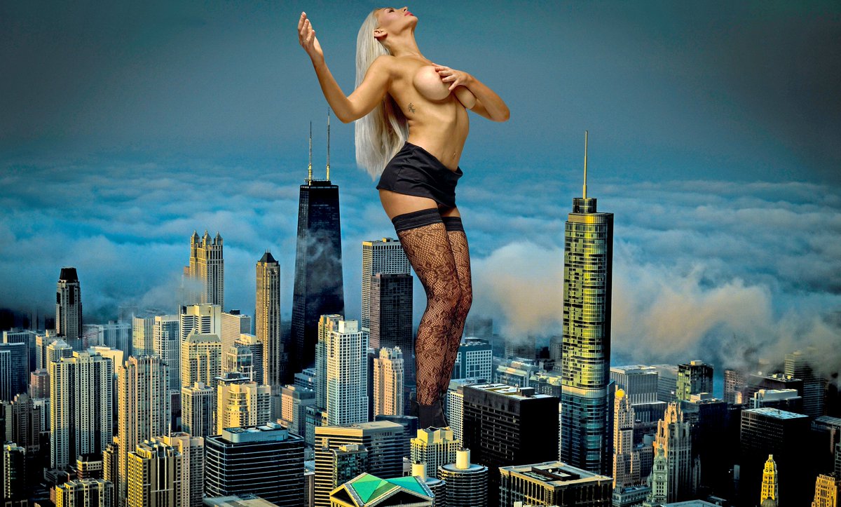 Breathtakingly beautiful giantess <a href="/beverlyanneh/">Beverly Anne Hills🔞</a> really is enjoying her new Goddess like status and being worshipped by the tiny bugs!