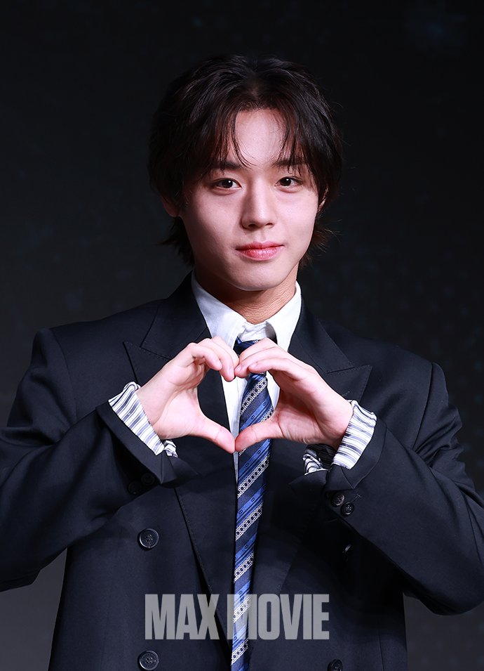 💌 ʟɪsᴛᴇɴ ᴛᴏ ᴍʏ 𝕄𝔼𝕊𝕊𝔸𝔾𝔼 tweet media