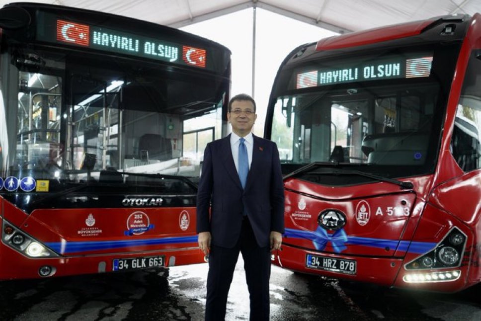 İBB'nin 300 yeni metrobüs için bulduğu uygun faizli ve uzun vadeli kredi onayının 5 senedir Cumhurbaşkanlığı’nda beklediğini biliyor muydunuz?

İBB ise bu esnada 252 tane yeni metrobüsü özkaynaklarıyla aldı.