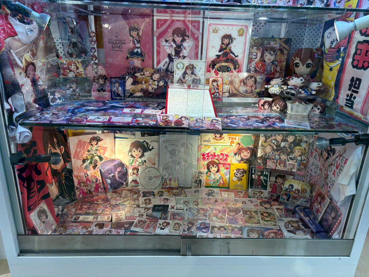 【コトブキヤ秋葉原館1階】
本日より、春日未来さんのバースデー特別展示Ver.2がスタート🎂
Ver.1からほぼ総入れ替えした展示となります！

こちらは7月21日頃まで公開予定！
是非ポチっとしていってください🌟
#コトブキヤアイマスBD
#春日未来生誕祭2025
#コトブキヤ特任プロデューサー