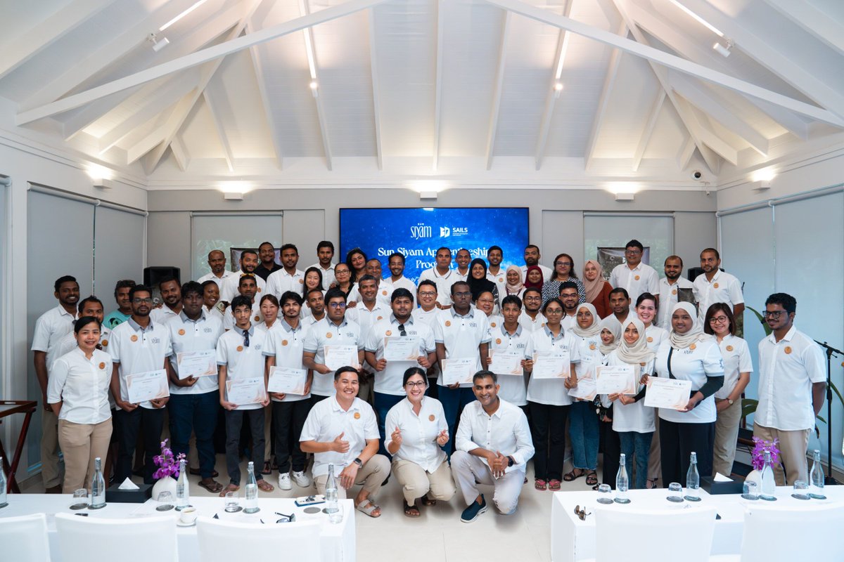 TravelDailyHQ's tweet image. The new #apprenticeshipprogramme is a joint initiative of #sunsiyamresorts and the Maldivian Ministry of Education. #skillstraining
traveldailymedia.com/sun-siyam-reso…