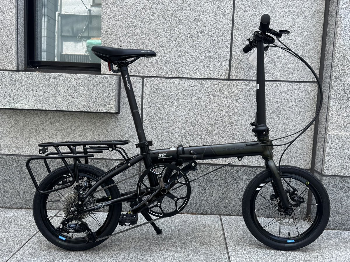 bestsports_kh's tweet photo. #DAHON 『K9X』に対応のリアキャリア
『Multi Rear Rack』が入荷しました😀
K9X以外にも定番のSPEED FALCOやVisc Ev
#Ebike のFu-Comにも対応しています😃
Multi Rear Rack
販売価格 ¥10,450(税込)
#ダホン #街乗り #bicycle #自転車 #ベストスポーツ #BESTSPORTS #神田 #秋葉原 #岩本町 #東神田 #自転車店 #minivelo #おりたたみ自転車 #フォールディングバイク