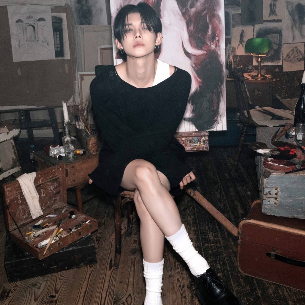 thats not lacing his food with estrogen atp he's just a fucking girl😭😭😭