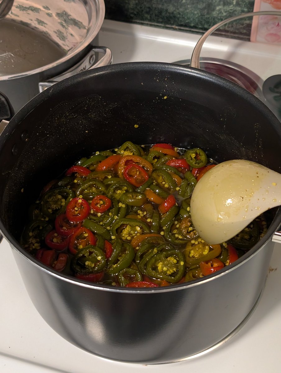 Bottomless Pit Supervisor tweet media