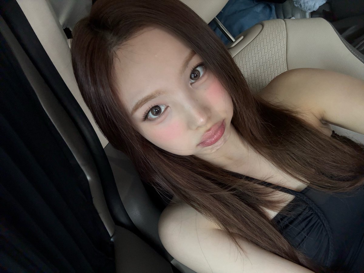 inysbbl's tweet image. [🐰📸] • 250708