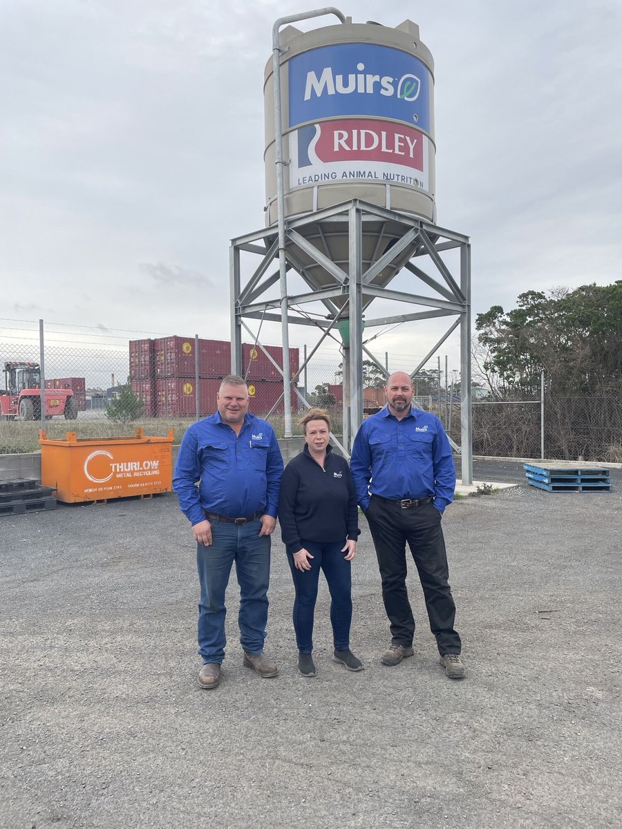 At Muirs Smithton, we’re proud to support our local community with over 35 years of experience.

Renowned for our trusted agronomy services in pastures and horticulture, we also provide expert advice in animal health, fencing, and general merchandise.