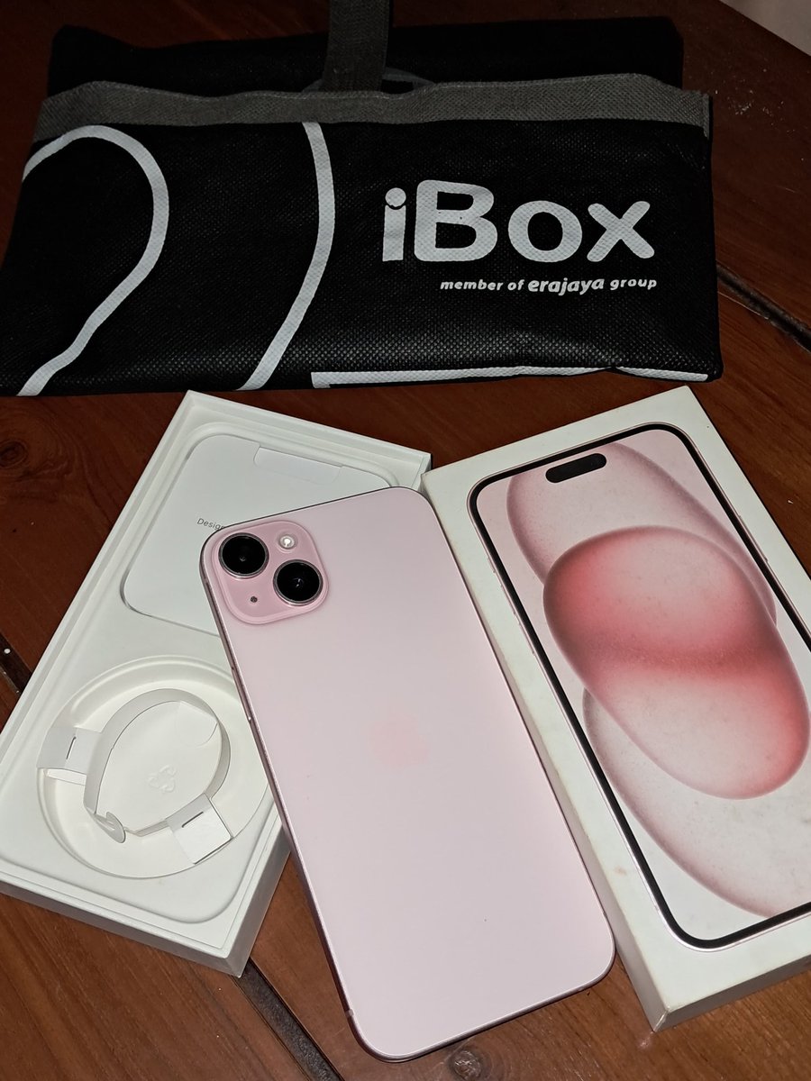 lil_owcean's tweet image. Wts iPhone 15 plus 256 gb. 
95% mulus. Pemakaian pribadi
Kardus, garansi, semua lengkap bahkan sampe tasnya masih ada. 
spefikasi: monggo tanya. 
alasan jual karena jarang kepake 
#wtsiphone #15plus #256gb #zonauang

minus crack tempered glass aja. tinggal diganti. bonus casing