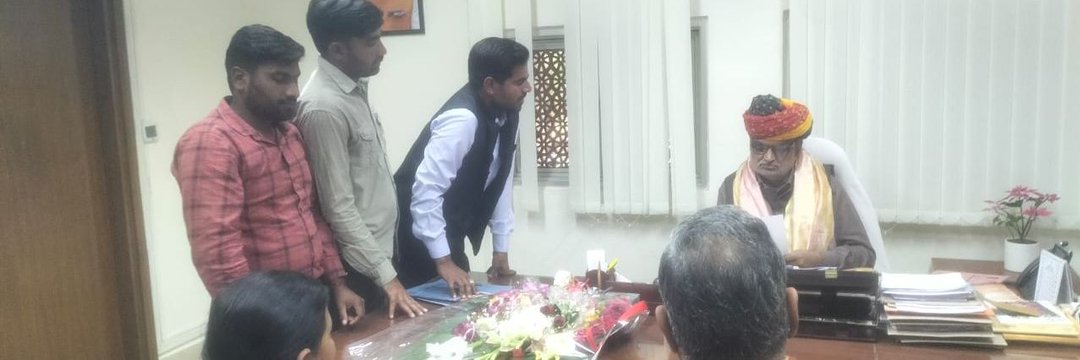 पशु मित्र संघर्ष समिति राजस्थान (@pawanmundaliya1) on Twitter photo राजस्थान सरकार में यूडीएच एवं स्वायत्त शासन मंत्री श्री झाबर सिंह खर्रा जी को जन्मदिन की हार्दिक बधाई एवं शुभकामनाएं।
मैं ईश्वर से आपके उत्तम स्वास्थ्य एवं दीर्घायु जीवन की कामना करती हूं। #पशुमित्र संघर्ष समिति राजस्थान
<a href="/officialkharra/">Jhabar Singh Kharra</a> राजस्थान सरकार में यूडीएच एवं स्वायत्त शासन मंत्री श्री झाबर सिंह खर्रा जी को जन्मदिन की हार्दिक बधाई एवं शुभकामनाएं।
मैं ईश्वर से आपके उत्तम स्वास्थ्य एवं दीर्घायु जीवन की कामना करती हूं। #पशुमित्र संघर्ष समिति राजस्थान
<a href="/officialkharra/">Jhabar Singh Kharra</a>