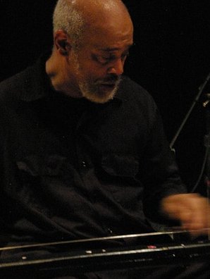 Jazzword (@newjazzword) on Twitter photo #Paced + #provocative session of group improv #KnCurrent w. #patrickbrennan #sax #OnKaaDavis #guitars <a href="/jasonkhwang/">Jason Kao Hwang</a> #violinist +#CooperMoore (pic:#SOConnor) #diddlybo balancing #voltage# virtuosity + #electricinstruments Review: jazzword.com/reviews/kncurr…
#NYC #freejazz #freemusic #Paced + #provocative session of group improv #KnCurrent w. #patrickbrennan #sax #OnKaaDavis #guitars <a href="/jasonkhwang/">Jason Kao Hwang</a> #violinist +#CooperMoore (pic:#SOConnor) #diddlybo balancing #voltage# virtuosity + #electricinstruments Review: jazzword.com/reviews/kncurr…
#NYC #freejazz #freemusic