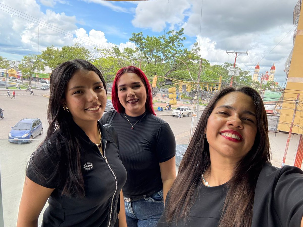 drijazone's tweet photo. — Así celebró la Drija Zone de Monagas el primer picnic 🧺 en celebración de los 18 años de debut internacional de Víctor Drija 🩷✨

°•Mabe ❣️
°•@DrijaZone https://t.co/x7IMJ3x17x