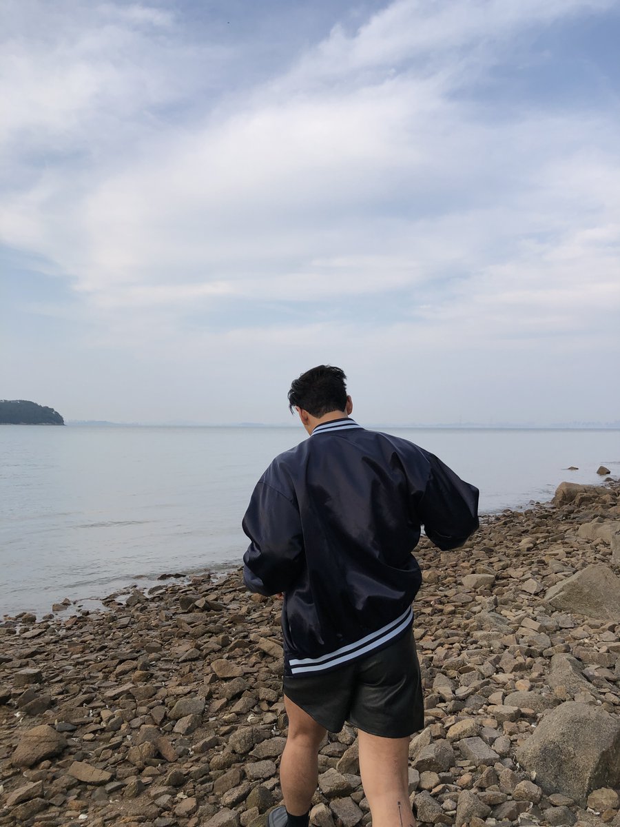 this_is_baekho_'s tweet photo. [#B_hind]
2025.07.08
#MENNOBLESSE 

#백호 #강동호 #BAEKHO #KANGDONGHO https://t.co/fckTyhYyEZ