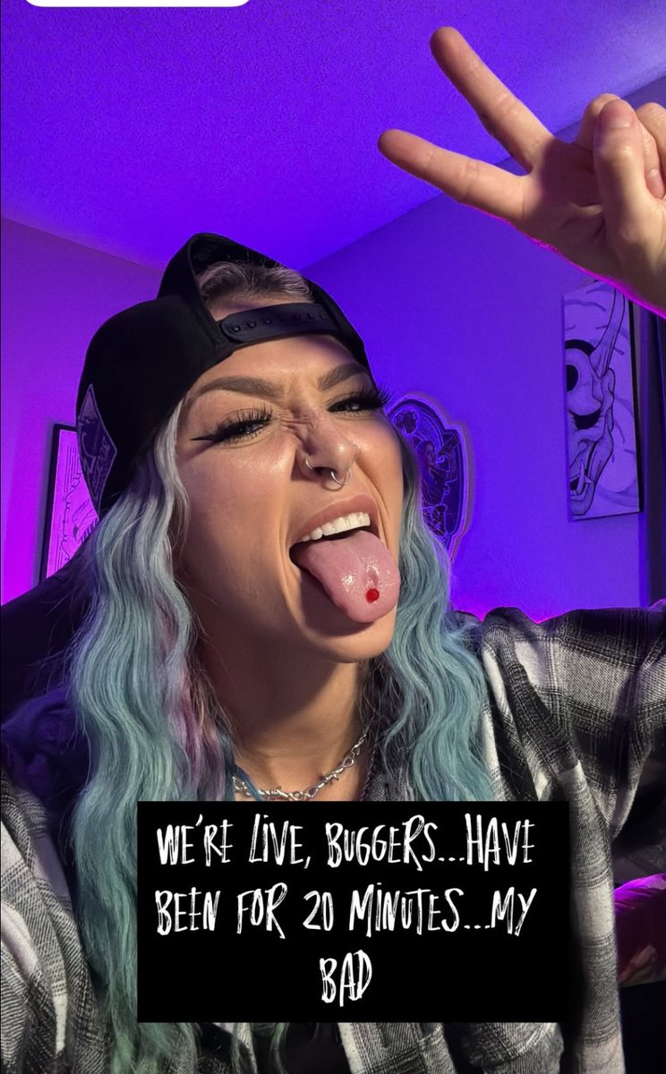 Charmander ↯ Not@NixonNewell tweet media