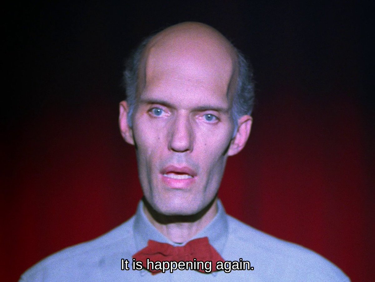 TwinPeaksShot's tweet image. Twin Peaks - S02E07 - Frame 2331 of 2848