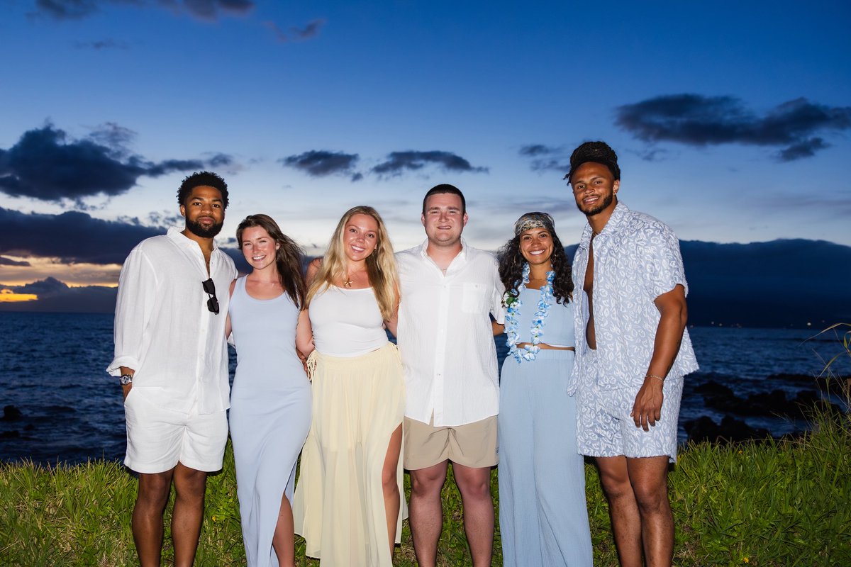 shotbychandler's tweet image. 📍Maui,HI for the past week. Big 12 Media Day in the morning. Bout that time 🏈