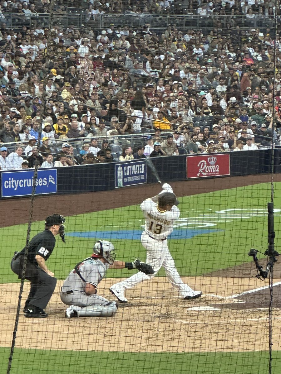 CitrixMaster's tweet photo. @Padres Manny Machado’s 2000th career hit! #ForTheFaithful https://t.co/w80sRCrenV