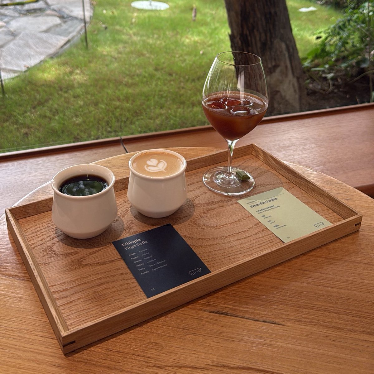 s0xvc's tweet photo. SPOT TABLE-SHANGHAI https://t.co/liIDZAqN26