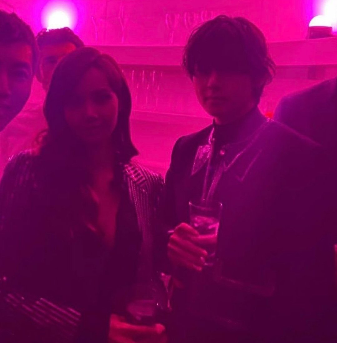 Multistan47's tweet image. Scared to add these?