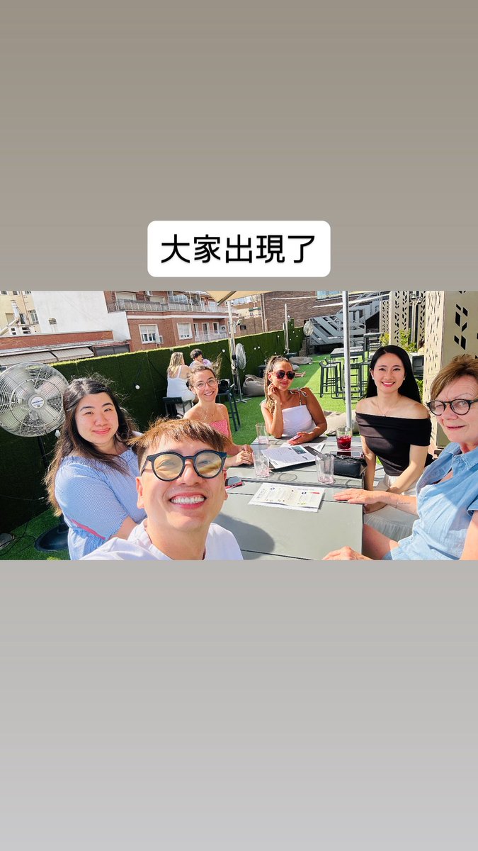 本來一個人的晚餐 想說吃完快點回房間睡覺 結果大家出現活生生吃到11:00😂 6小時的晚餐曬到我差點死掉