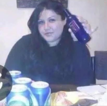 The_Belzerr's tweet photo. AMIGA!!!!!!. Si te sientes mal por no haber elegido a un buen hombre, piensa que esta mujer busco a Kbezuko pensando que le daría una vida de lujos y termino arruinando su vida.
#kbezuko #aimep3 #grasel https://t.co/4u4plb5D3X