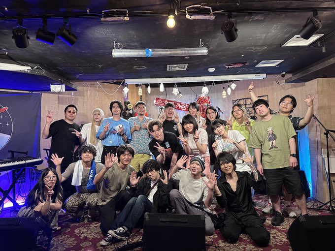luvliminall's tweet photo. YOWLLとの韓国ツアー3days 🇰🇷
全てが最高であっという間でした！
出会ってくれた韓国のみんな、YOWLL、本当にありがとう。
また会いに行きます！

YOWLL과 함께한 한국 투어 3일 🇰🇷 
모든 것이 최고였고 순식간에 지나갔습니다!
만나게 해준 한국 여러분, YOWLL, 정말 고마워요.
또 만나러 갑니다! https://t.co/OnxCvZZWmf