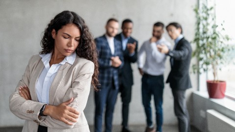 LegalNiagara's tweet image. #Summer in the #Workplace can be a vulnerable time for #WorkplaceBanter - the blurring of lines between fun and #harassment. Thank-you #Kavitha for the reminder, highlighting the steady rise of #LegalClaims, #employment #TribunalCases (2024).
#SHAPEYourWorkplace #SHIWproject #DOJ…