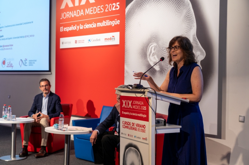 Cursos de Verano UCM (@cursosveranoucm) on Twitter photo La ciencia también se habla en español. Ayer se celebró la XIX Jornada MEDES, organizada por la <a href="/FundacionLilly/">Fundación Lilly</a> dentro de los #CursosVeranoUCM, con un mensaje claro: el multilingüismo en la ciencia es clave para acercarla a la sociedad y reforzar su legitimidad.
🔍 La ciencia también se habla en español. Ayer se celebró la XIX Jornada MEDES, organizada por la <a href="/FundacionLilly/">Fundación Lilly</a> dentro de los #CursosVeranoUCM, con un mensaje claro: el multilingüismo en la ciencia es clave para acercarla a la sociedad y reforzar su legitimidad.
🔍