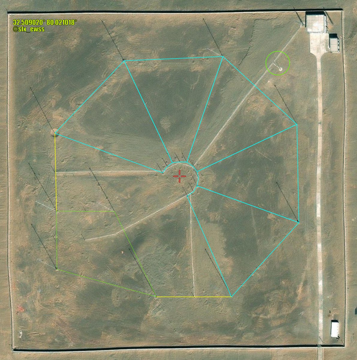 sfx_ewss's tweet image. Looks like an HF #COMINT site with many high gain antennas beaming to the directions of India, Middle East and Kazakhstan/Russia. 

#PLA #SIGINT #MILCOMM 
#GarCounty #噶尔县 #Tibet #Xizang
#ChinaIndiaBorder #IndiaChinaBorder