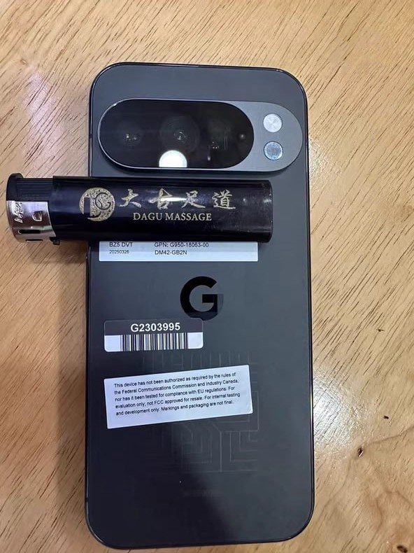 Pixel10Pro's tweet image. I AM BEAUTIFUL