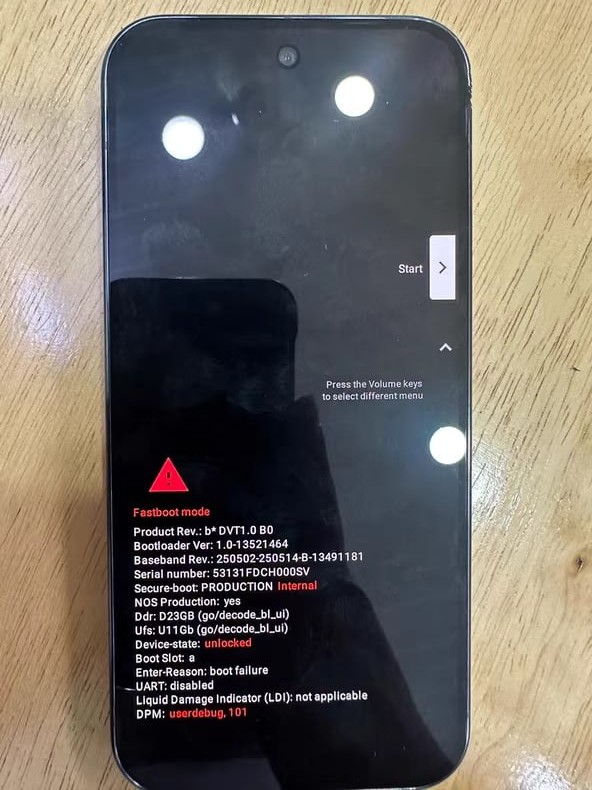 Pixel10Pro's tweet image. I AM BEAUTIFUL