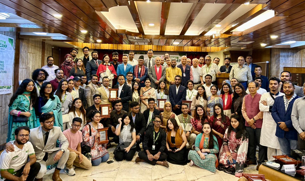 Happy to address the 'International Climate Camp 2025' in Kathmandu. Participants from Bangladesh and Nepal discussed the pressing climate issue in the South Asian region streched from the Himalayas to the seas. facebook.com/share/p/1CFYdp…
