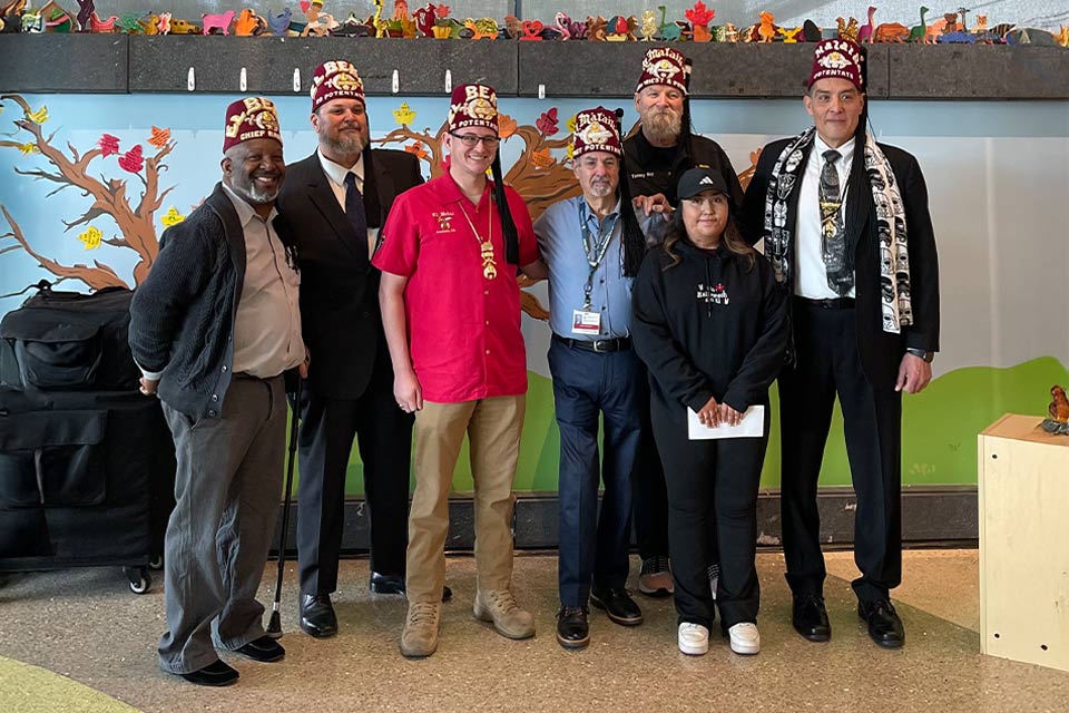 Shriners International (@shriners) on Twitter photo When a wildfire destroyed a <a href="/ShrinersSoCal/">Shriners Children's Southern California</a> patient ambassador's home, local Shriners answered the call. ow.ly/uQTe50WhbUI #shriners #community When a wildfire destroyed a <a href="/ShrinersSoCal/">Shriners Children's Southern California</a> patient ambassador's home, local Shriners answered the call. ow.ly/uQTe50WhbUI #shriners #community