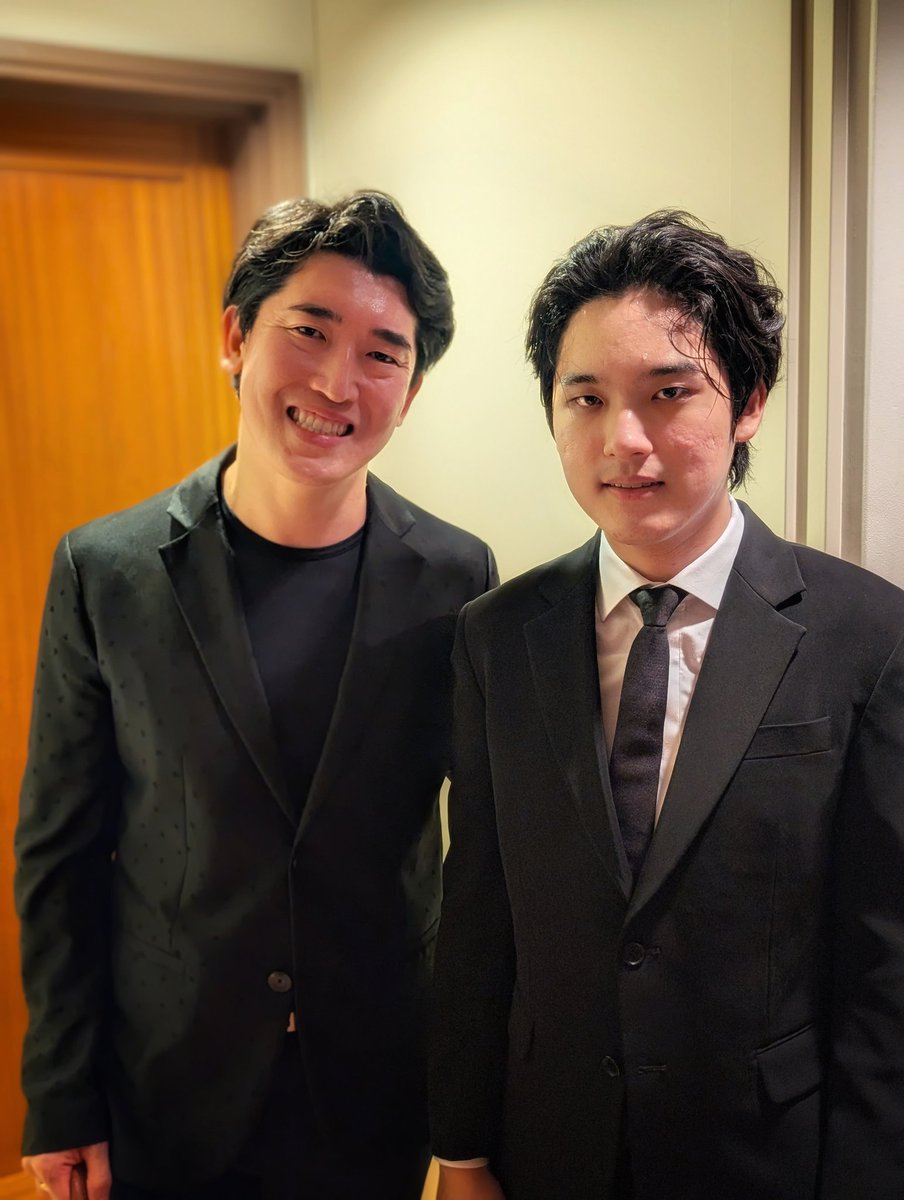 khconductor's tweet photo. 👏👏👏👏👏👏👏👏👏👏
#イム・ユンチャン https://t.co/QaIB9XdMuP