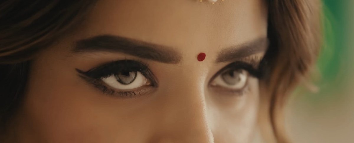 Vijay (@khaleja09) on Twitter photo Your eyes speak volumes..!! β€οΈβπ₯
<a href="/AgerwalNidhhi/">Nidhhi Agerwal π Panchami</a> The epitome of beauty β¨
#NidhhiAgerwal Your eyes speak volumes..!! β€οΈβπ₯
<a href="/AgerwalNidhhi/">Nidhhi Agerwal π Panchami</a> The epitome of beauty β¨
#NidhhiAgerwal