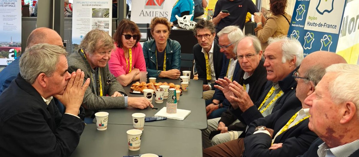ANDES (@reseauandes) on Twitter photo #ActuANDES - Le comité directeur s’est réuni en marge du départ du <a href="/LeTour/">Tour de France™</a> à l’invitation d’<a href="/AmiensMetropole/">Amiens Métropole - Ville d’Amiens</a> .
Un ordre du jour dense au regard de l’actualité politique et du contexte budgétaire. Des débats riches et des propositions ambitieuses pour anticiper la rentrée sportive #ActuANDES - Le comité directeur s’est réuni en marge du départ du <a href="/LeTour/">Tour de France™</a> à l’invitation d’<a href="/AmiensMetropole/">Amiens Métropole - Ville d’Amiens</a> .
Un ordre du jour dense au regard de l’actualité politique et du contexte budgétaire. Des débats riches et des propositions ambitieuses pour anticiper la rentrée sportive