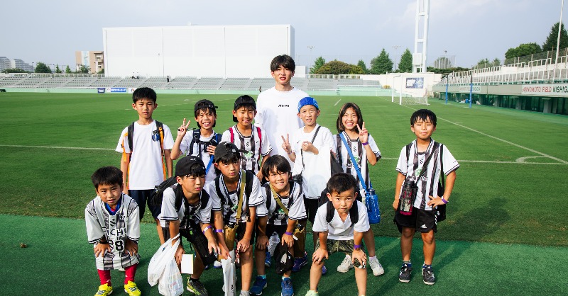 SHIBUYACITYFC's tweet photo. ◥◣ 申し込み締切迫る！ ◥◣

今週末、スタジアムで開催するホームゲームにて、渋谷区在住・在勤・在学の方向けの招待企画を実施！

📆 7/13(日) 14:30KO
🆚 #ヴェルフェ矢板
📍 AGFフィールド
📝 申し込み締切：7月11日(金)23:59

スワイプして詳細をCHECK➡️