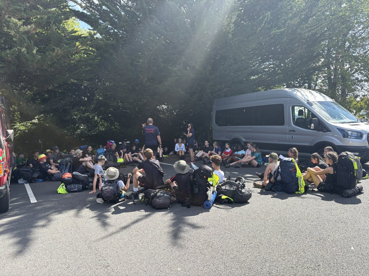DofE Silver qualifier 2025 is underway! Beautiful weather, plenty of suncream applied and water bottles full! 🌞