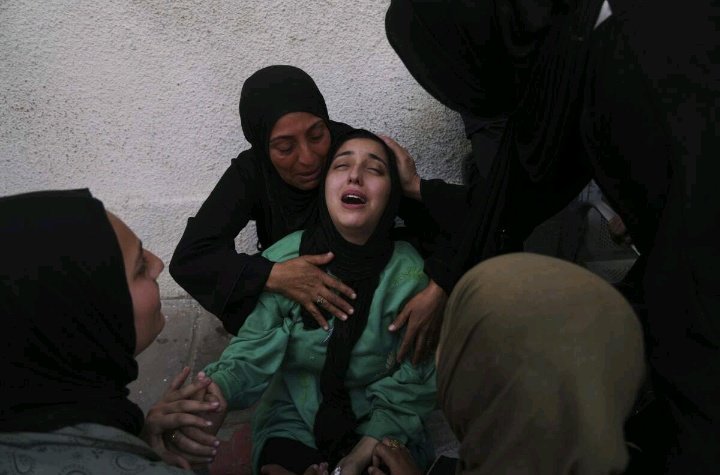 Yaramsi3's tweet photo. ⚫⚪🟢 No se puede ser INDIFERENTE ante la masacre que sufre el pueblo de Palestina...es una barbarie, un genocidio sin precedentes...

#FreePalestine !!! https://t.co/SXe4ToZcbN
