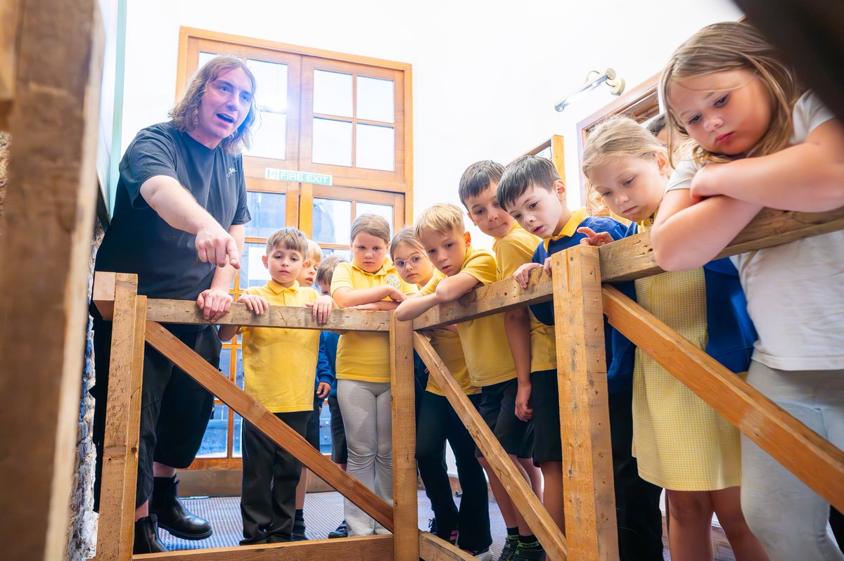 WestNorfolkBC (@westnorfolkbc) on Twitter photo Year 2 pupils from St Michaelโs Church of England Academy enjoyed an exciting step back in time during a recent visit to <a href="/StGGuildhall/">St Georges Guildhall</a>.
The youngsters took part in in one of the free school workshops currently offered at the historic site. ๐
โน๏ธ bit.ly/44i9u11 Year 2 pupils from St Michaelโs Church of England Academy enjoyed an exciting step back in time during a recent visit to <a href="/StGGuildhall/">St Georges Guildhall</a>.
The youngsters took part in in one of the free school workshops currently offered at the historic site. ๐
โน๏ธ bit.ly/44i9u11