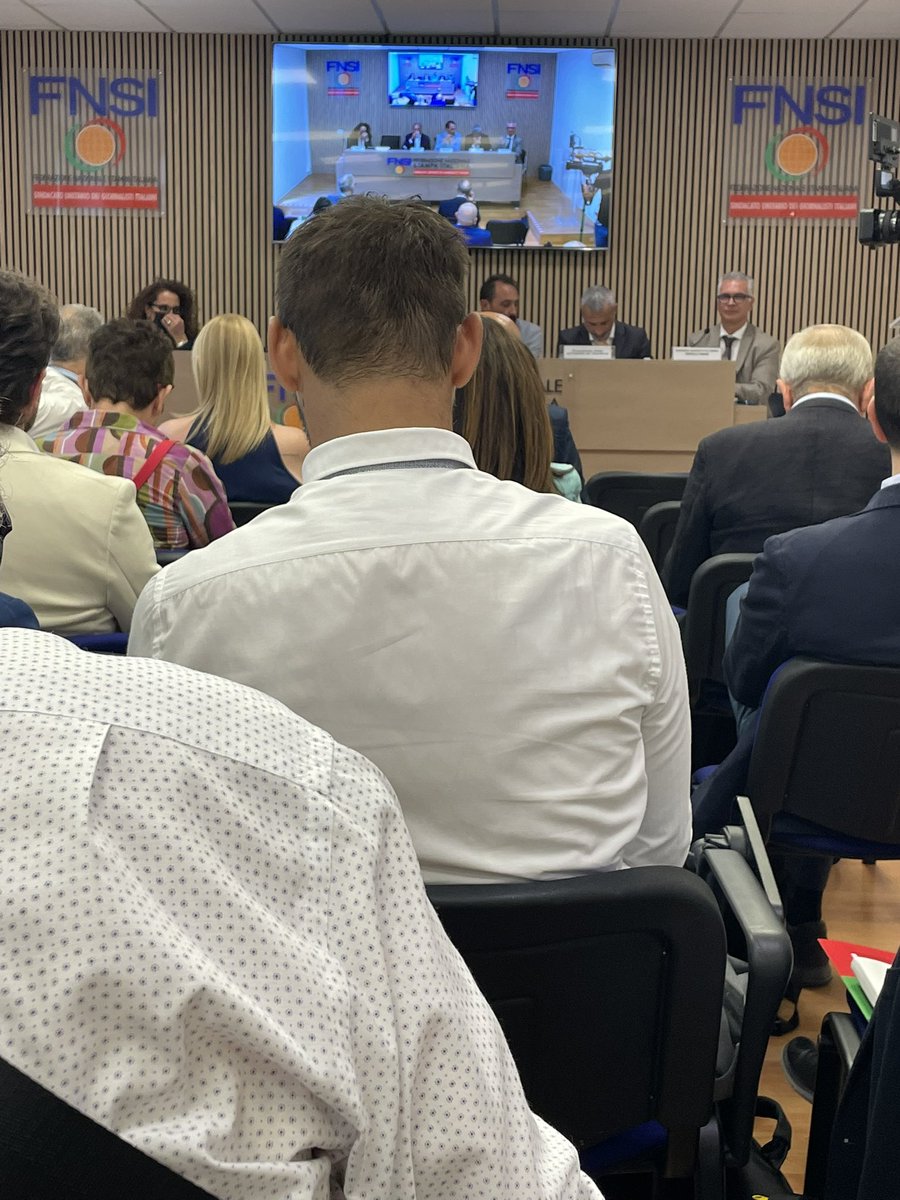 Nuccio Iovene (@nuccioiovene) on Twitter photo Presso la <a href="/FnsiSocial/">FNSI</a> presentazione del rapporto di <a href="/avvisopubblico/">Avviso Pubblico</a> #amministratorisottotiro. 5716 intimidazioni in Italia: 1 al giorno per 15 anni.Sicilia e Calabria ancora ai primi posti.C’è ancora molto lavoro da fare per battere mafie e corruzione.<a href="/tramefestival/">trame festival</a> <a href="/CivicoTrame/">CivicoTrame</a> Presso la <a href="/FnsiSocial/">FNSI</a> presentazione del rapporto di <a href="/avvisopubblico/">Avviso Pubblico</a> #amministratorisottotiro. 5716 intimidazioni in Italia: 1 al giorno per 15 anni.Sicilia e Calabria ancora ai primi posti.C’è ancora molto lavoro da fare per battere mafie e corruzione.<a href="/tramefestival/">trame festival</a> <a href="/CivicoTrame/">CivicoTrame</a>