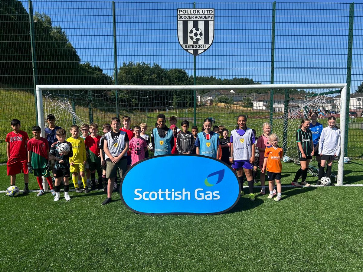 PollokUtdS_A's tweet image. Week two of our Summer Camps kicked off yesterday, kindly supported by @scottishgas ⚽⚫⚪
Great to see 30+ young people out getting active — and making the most of a rare sunny day! 🌞 @ScottishFA @ScotFAWest
#MTLN