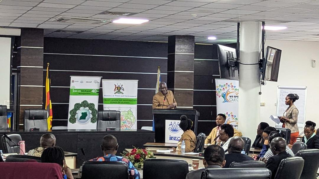 National Forestry Authority-Uganda (@nfaug) on Twitter photo At the ROOTS Partners' meeting, Dr. Alfred Okidi, PS <a href="/min_waterUg/">MINISTRY OF WATER AND ENVIRONMENT 🇺🇬</a> highlighted progress in Uganda’s target to plant 40 million trees & ⬆️ forest cover to 24% by 2040. He invited schools, cultural institutions & urban authorities & proposed a national tree planting day. At the ROOTS Partners' meeting, Dr. Alfred Okidi, PS <a href="/min_waterUg/">MINISTRY OF WATER AND ENVIRONMENT 🇺🇬</a> highlighted progress in Uganda’s target to plant 40 million trees & ⬆️ forest cover to 24% by 2040. He invited schools, cultural institutions & urban authorities & proposed a national tree planting day.