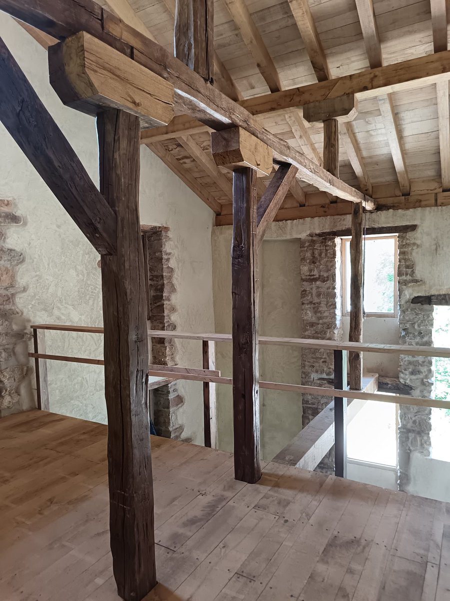 baserri_berri's tweet photo. The wood house
#baserriberri
#mugazgaindi
#formakuntza
#hezkuntza
#zurgintza
#transfrontalier
#formacionprofesional https://t.co/ogWmXNHtNg