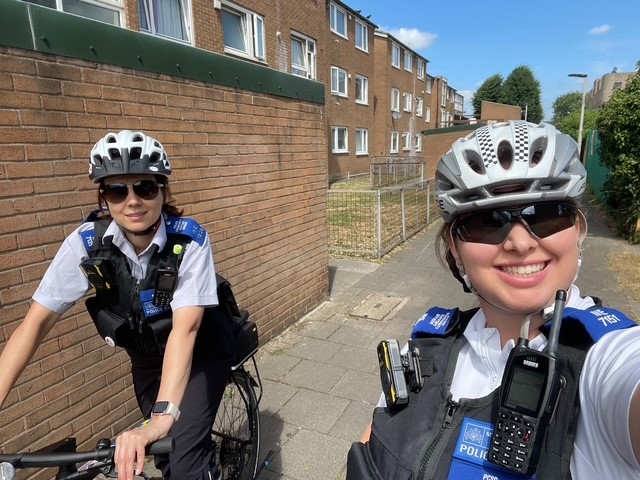 MPSNewham's tweet image. #ForestGate officers were recently out &amp;amp; about on bike patrols focusing on hotspot areas of #ASB 

#CommunityCrimeFighting