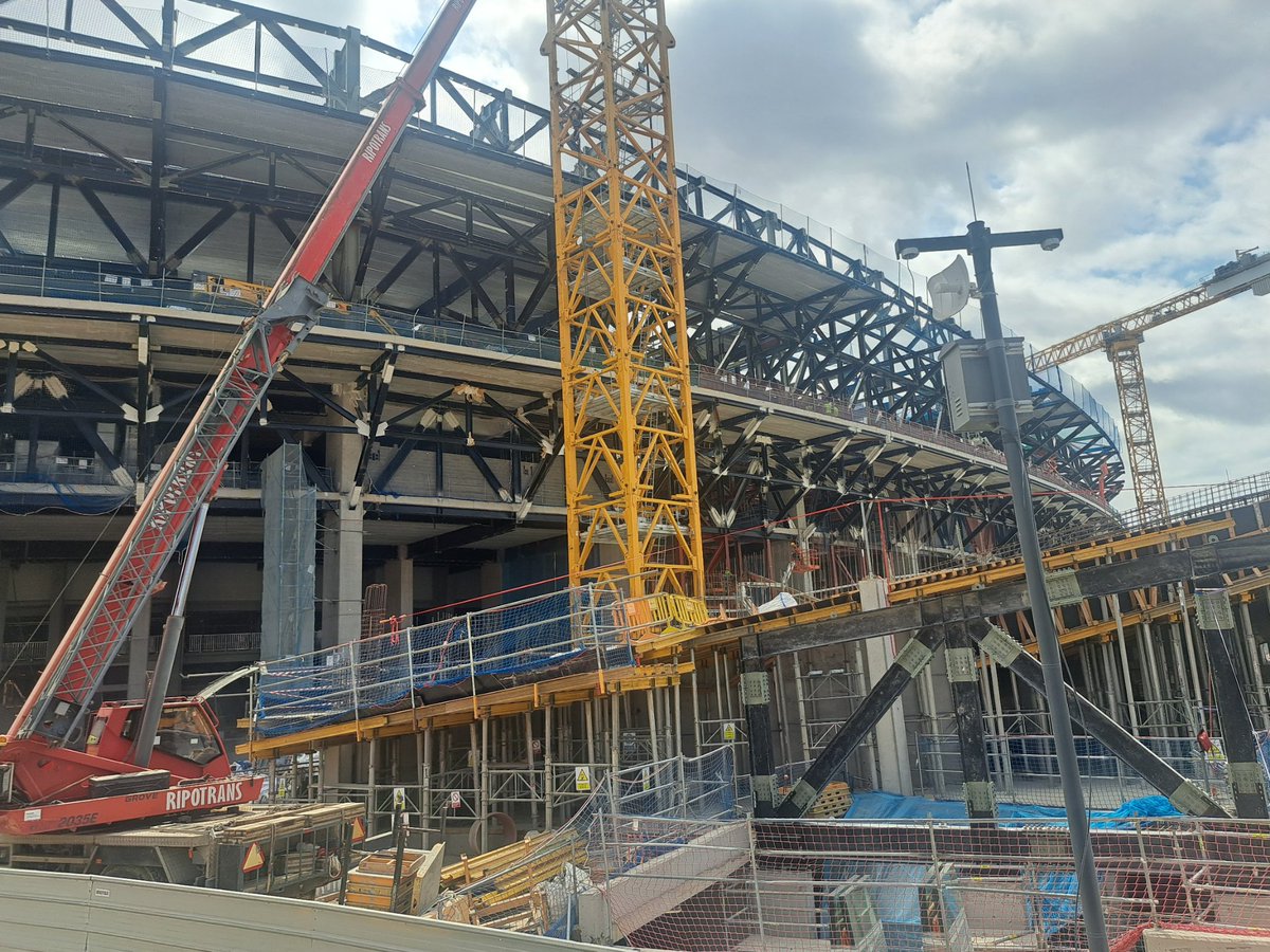 AndyFord33107's tweet image. Barcelona away today. Fair to say construction well under way
