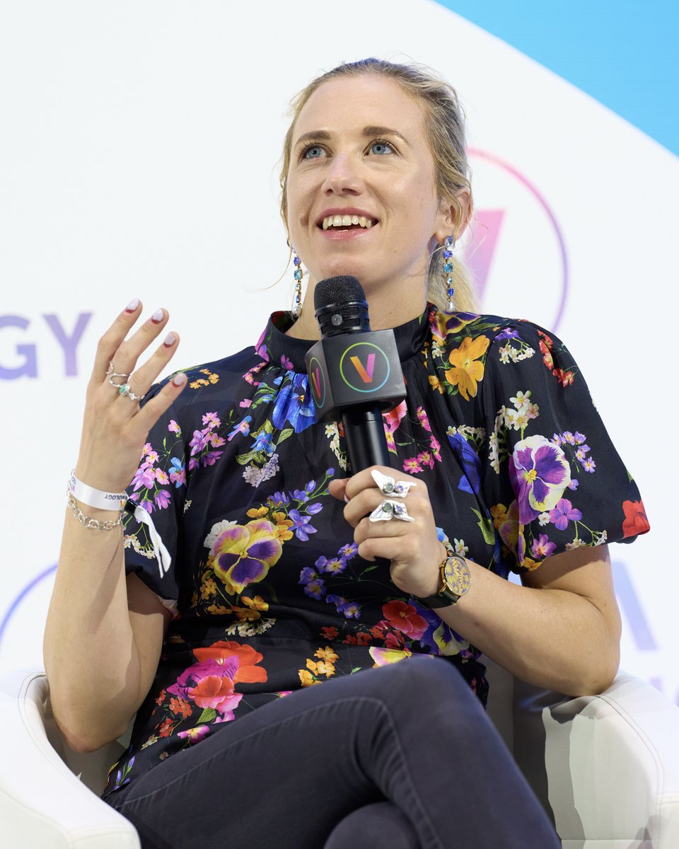 VivaTech's tweet image. Can AI be green from the start? 🌍
@KateKallot (@AminiTech), @SashaMTL (@HuggingFace) & Siddarth Singh (@IEA) explored how to cut AI’s carbon cost from cleaner code and hardware to smarter cooling and renewables.
Watch the replay👇
vivatechnology.com/sessions/sessi…