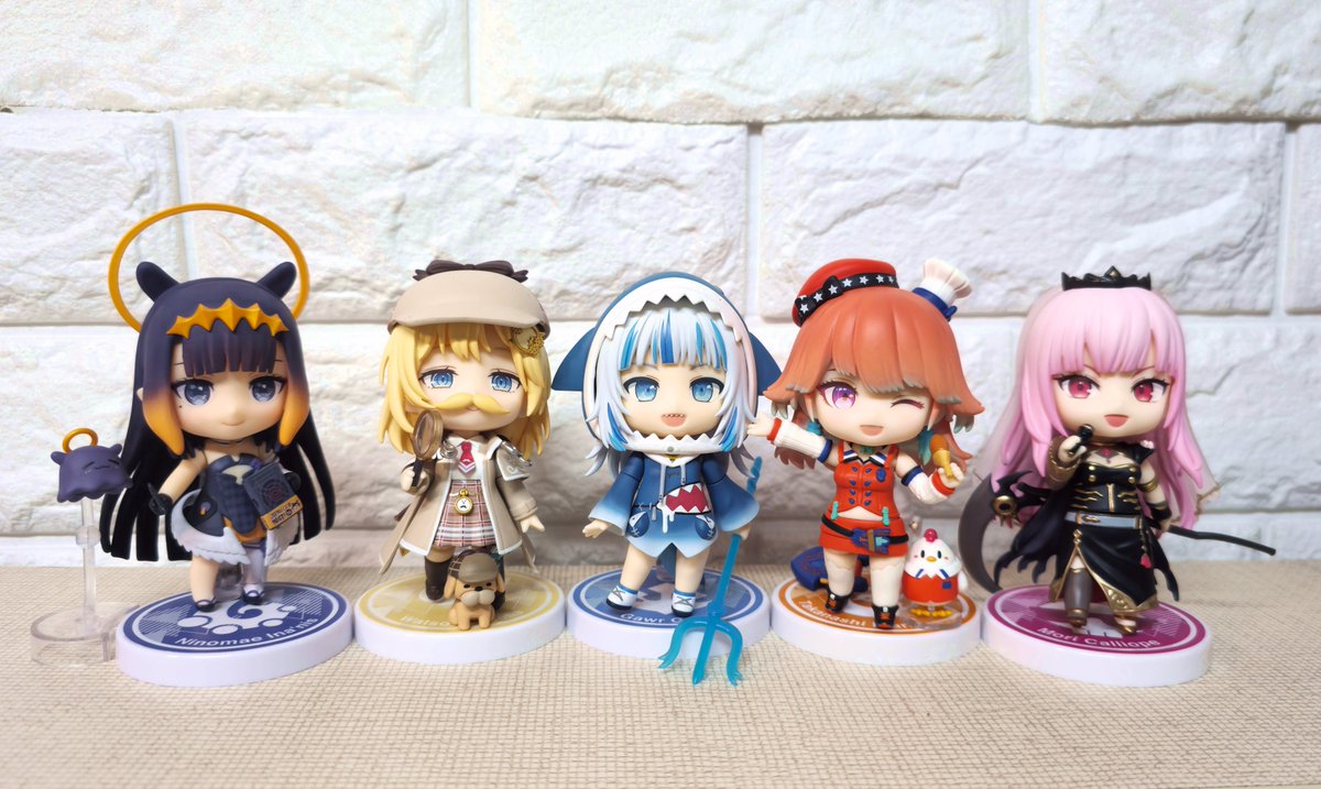 DDOLBANG11's tweet image. 💜💛💙🧡❤️