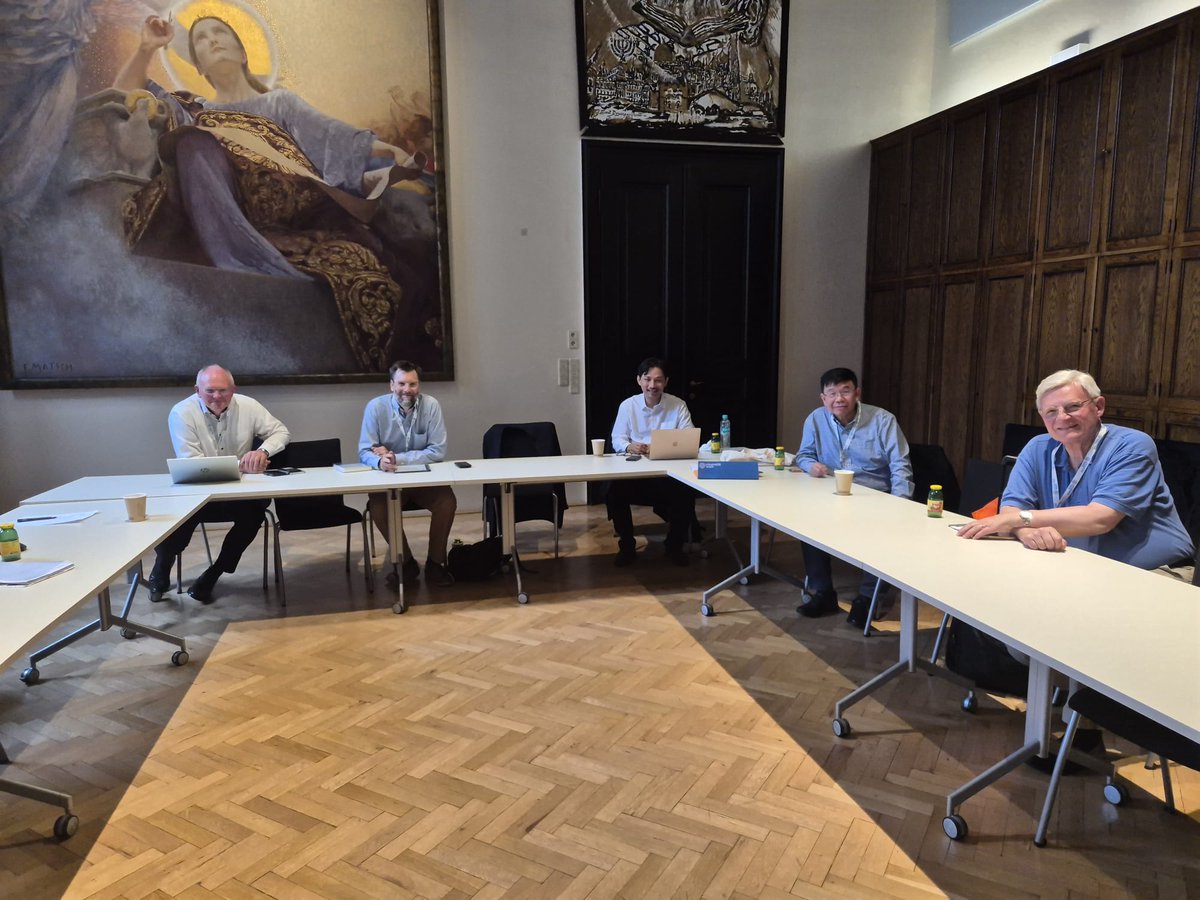 REFORConsortium's tweet image. Editor meeting of Unio Cum Christo, just before the official start of @eu_are 2025 at @rat_twi in Vienna, discussing future issues of the International Journal of #Reformed #Theology and #Life.
@WestminsterTS